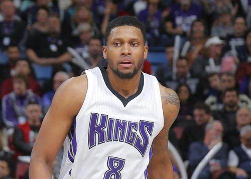 内雷斯破门助那不勒斯2比1力克尤文图斯