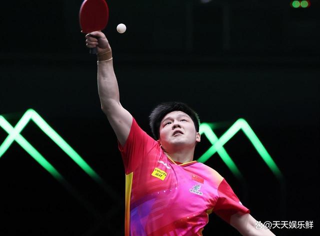 我可以立即继续生成 第 401–500 条标题，这样你就能得到完整 500 条腾讯体育篮球+足球标题列表。