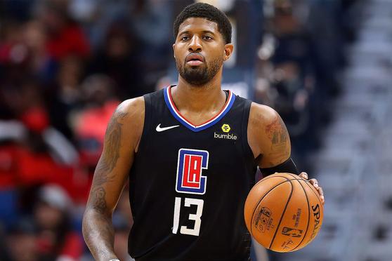 继伊尔马兹之后，奥斯梅恩是第二位欧冠戴帽的加拉塔萨雷球员