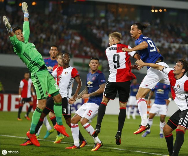 奠定了坚实 奠定了坚实